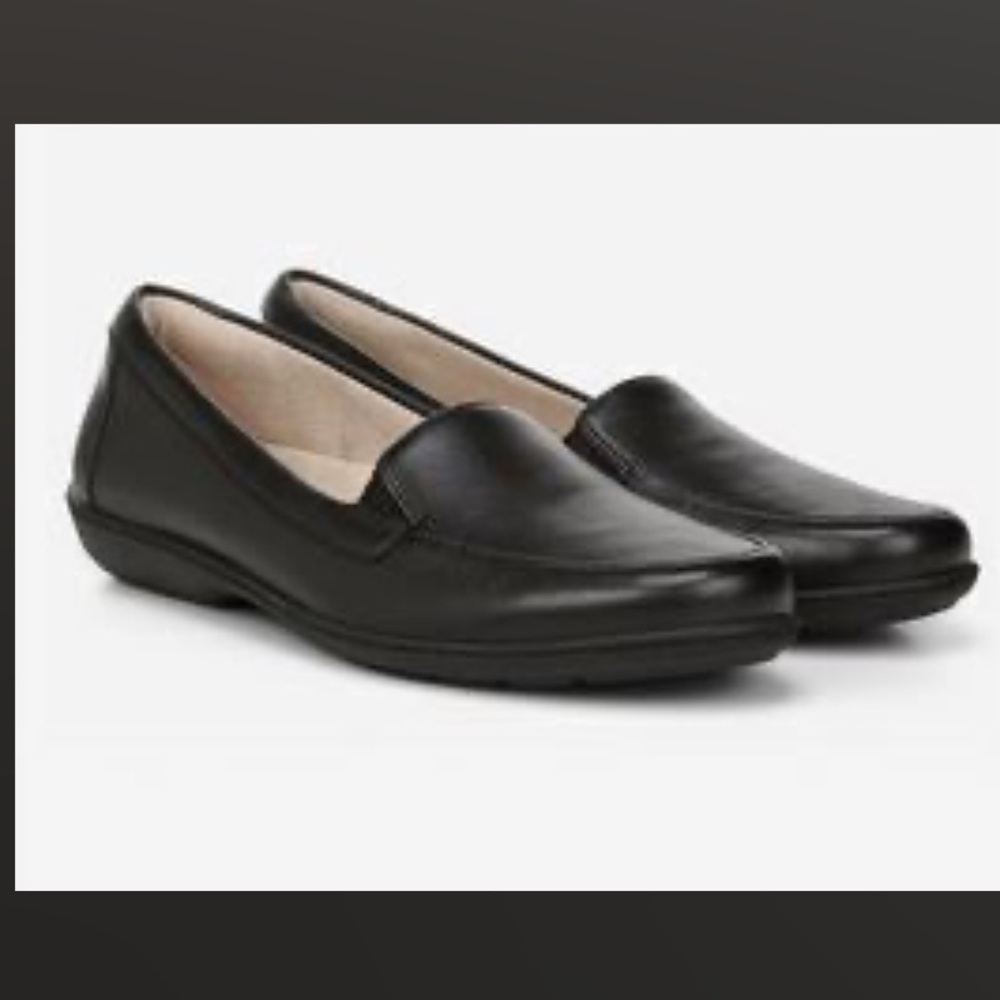 SOUL PAIR OF WOMENS KACY Slip On Loafers  Black NEW IN BOX SIZE 8